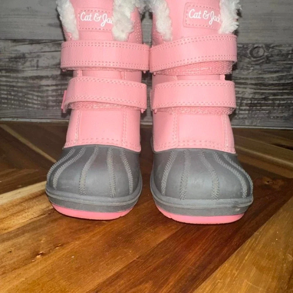 Cat & Jack Pink & Gray Snow Boots with White Faux Fur Trim